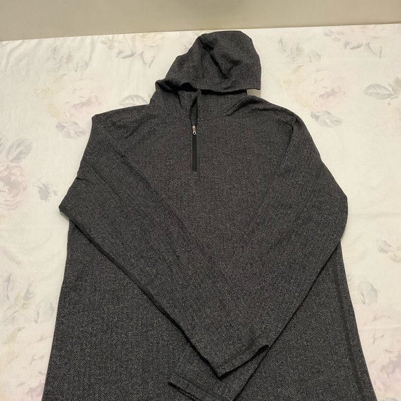 lululemon athletica Men's Charcoal Zip-Up Sweater - Picture 1 of 10